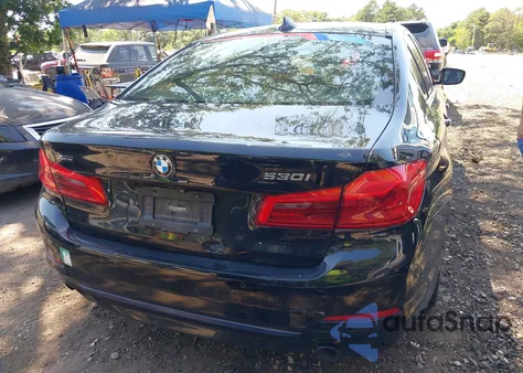 2019 BMW 530I xDrive z USA, uszkodzony, nr VIN WBAJA7C55KG909845